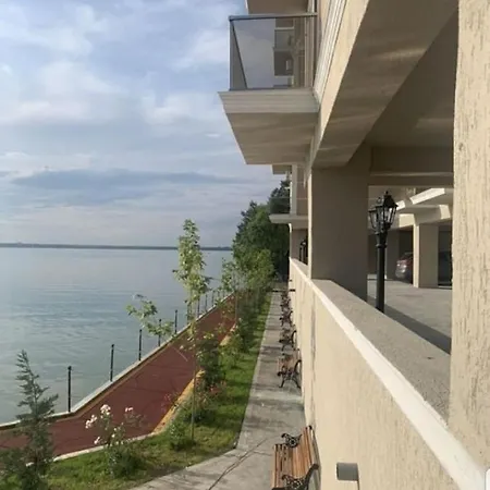 Sunset Casino Lake View